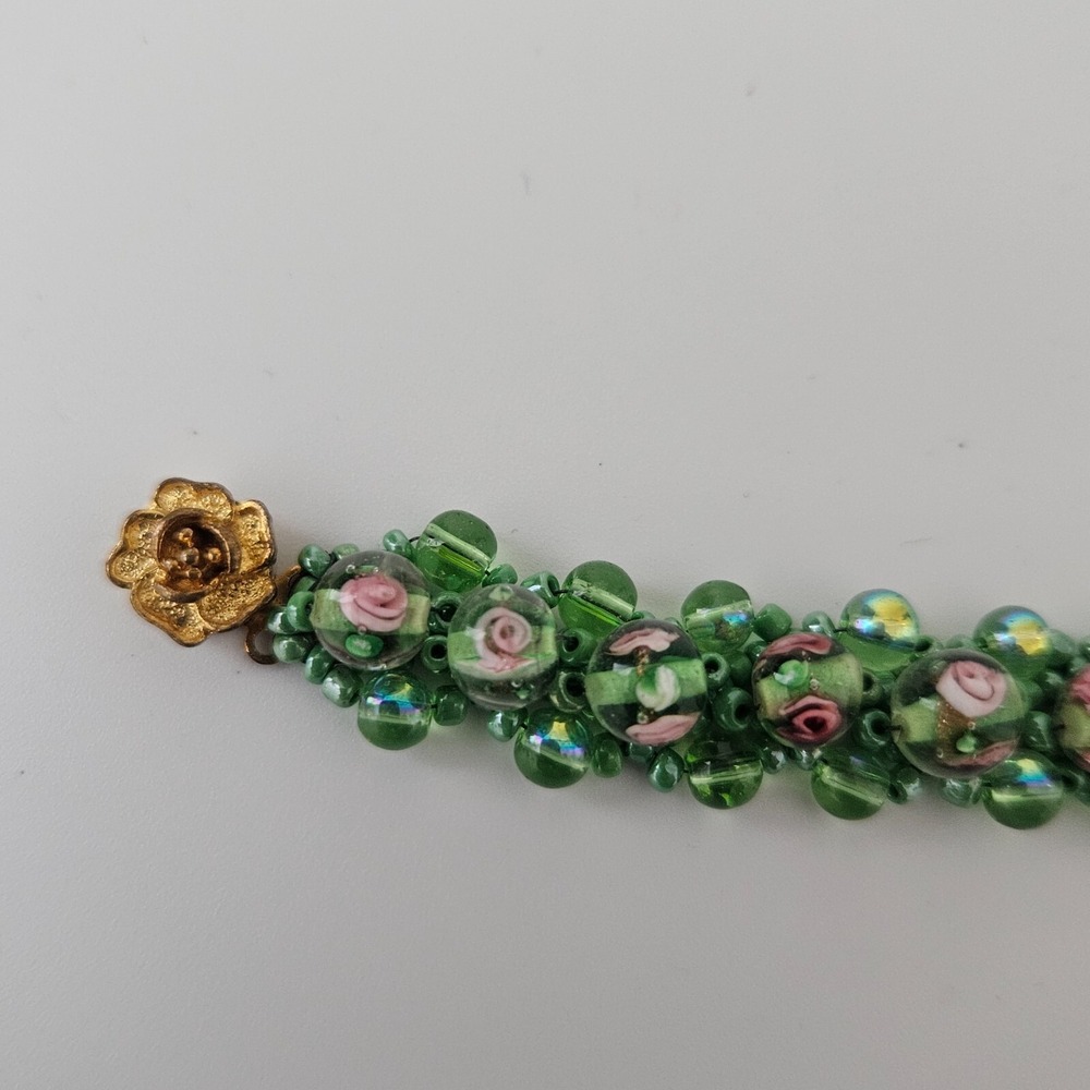 Glass Beaded Green Bracelet Flower Beads Floral Box Clasp 6 1/4" - Picture 3 of 10